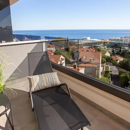 Coco & Charlie * Дубровник